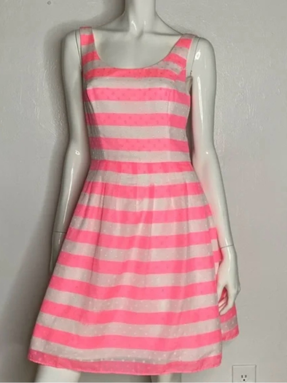 Lilly Pulitzer Neon Pink and White Striped Sleeveless Dress women linen blend 12